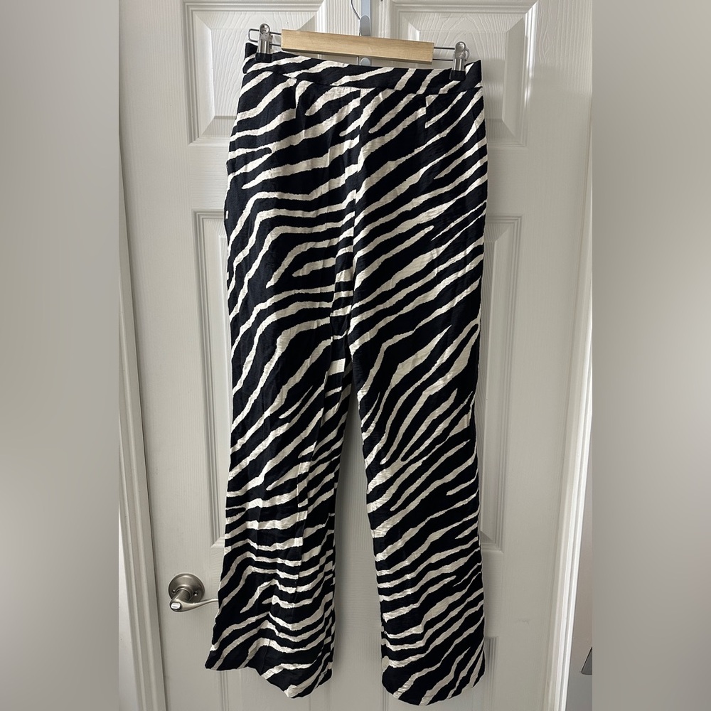 NWOT Sincerely Jules zebra Print Wide Leg Pants Size Large - Picture 2 of 10